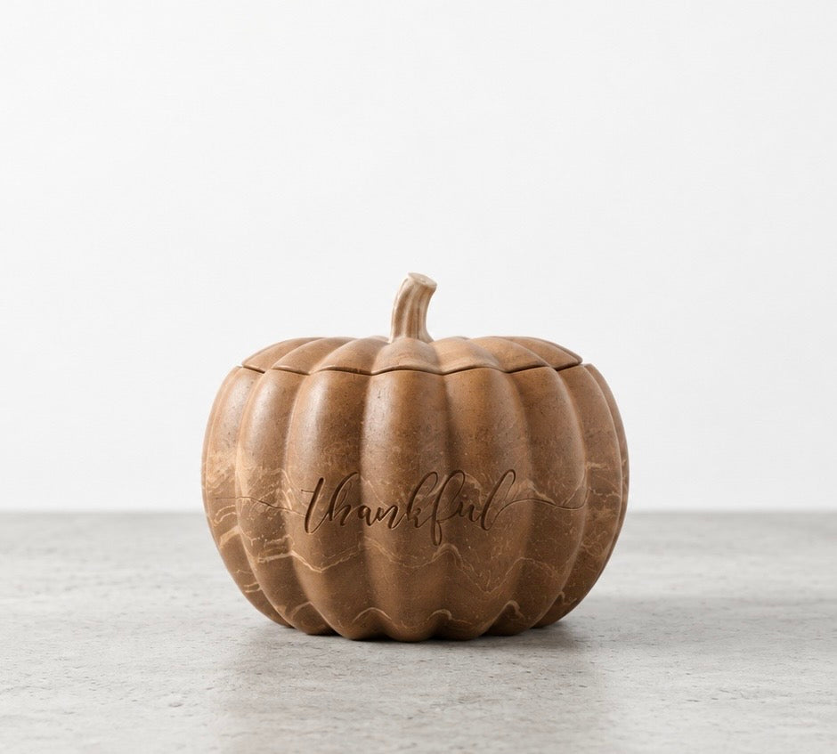 Thankful Pumpkin Candle – Leather Brown | 9.5 oz