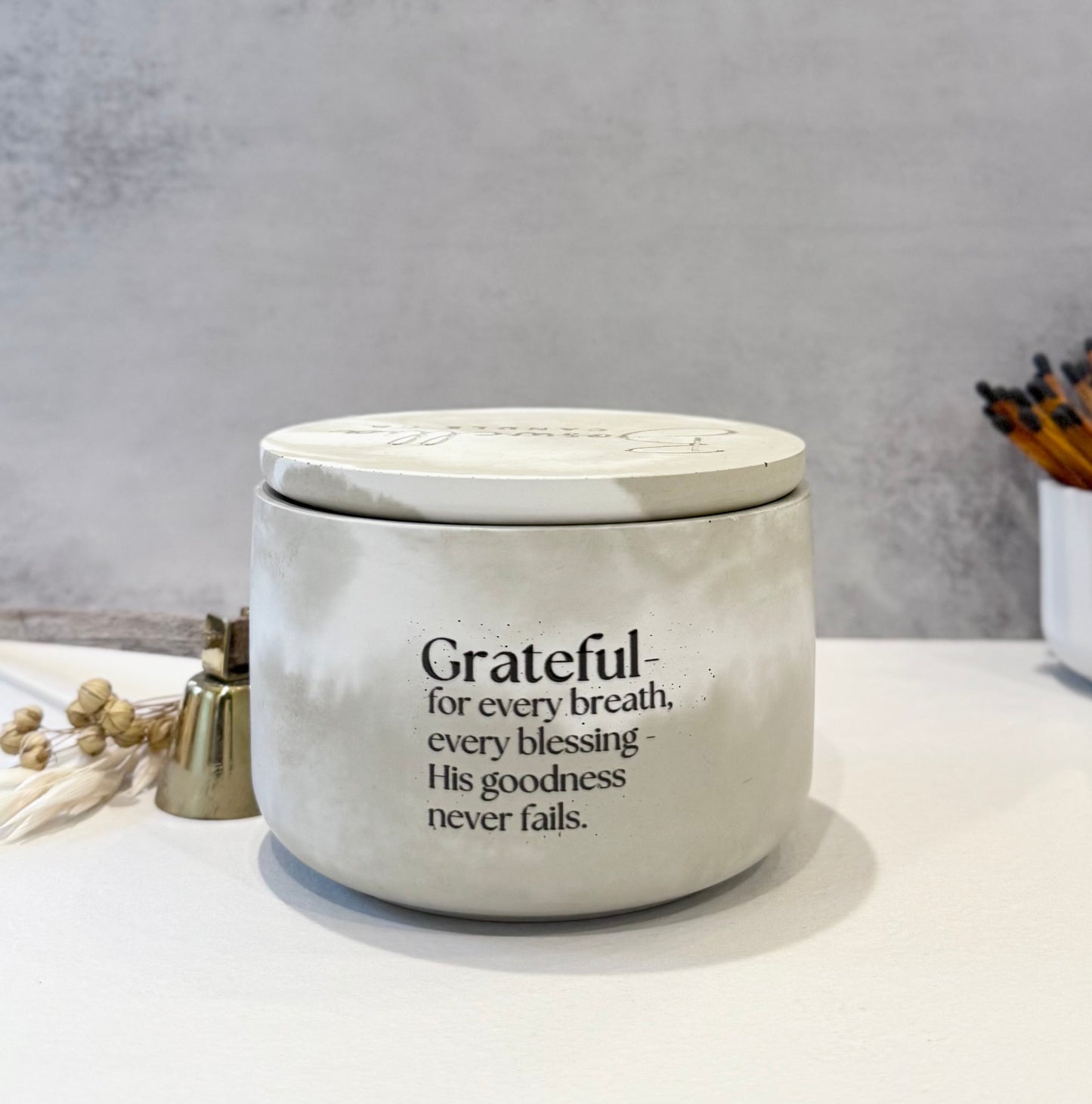The Hidden Garden - "Grateful" (12oz)