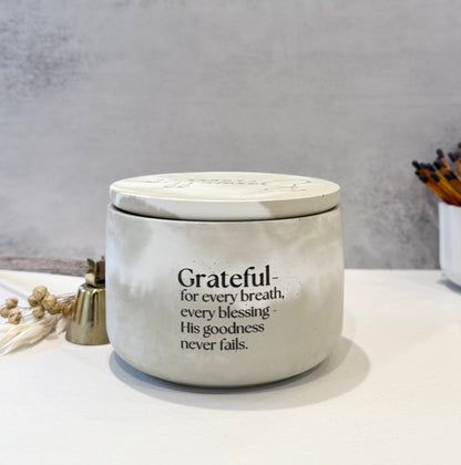 The Hidden Garden - "Grateful" (12oz)